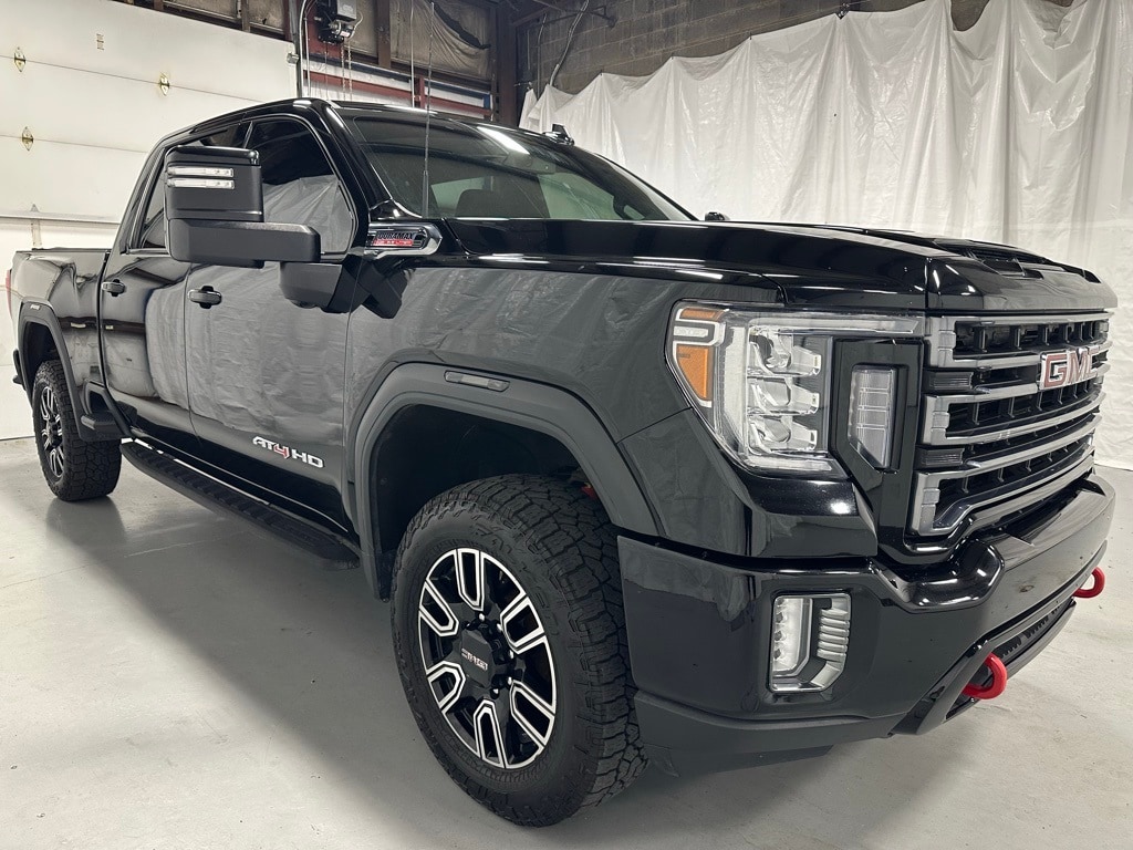 2022 GMC Sierra 2500HD AT4's photo