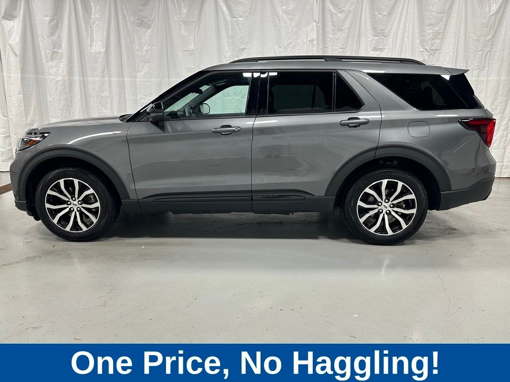 Used 2025 Ford Explorer ST-Line SUV