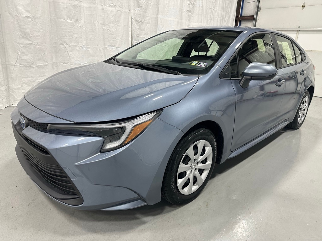 Used 2025 Toyota Corolla Hybrid LE Sedan