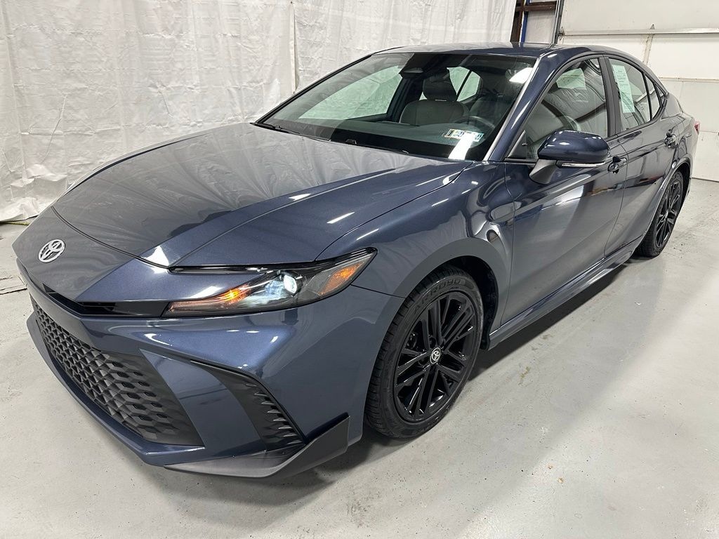 Used 2026 Toyota Camry SE Sedan