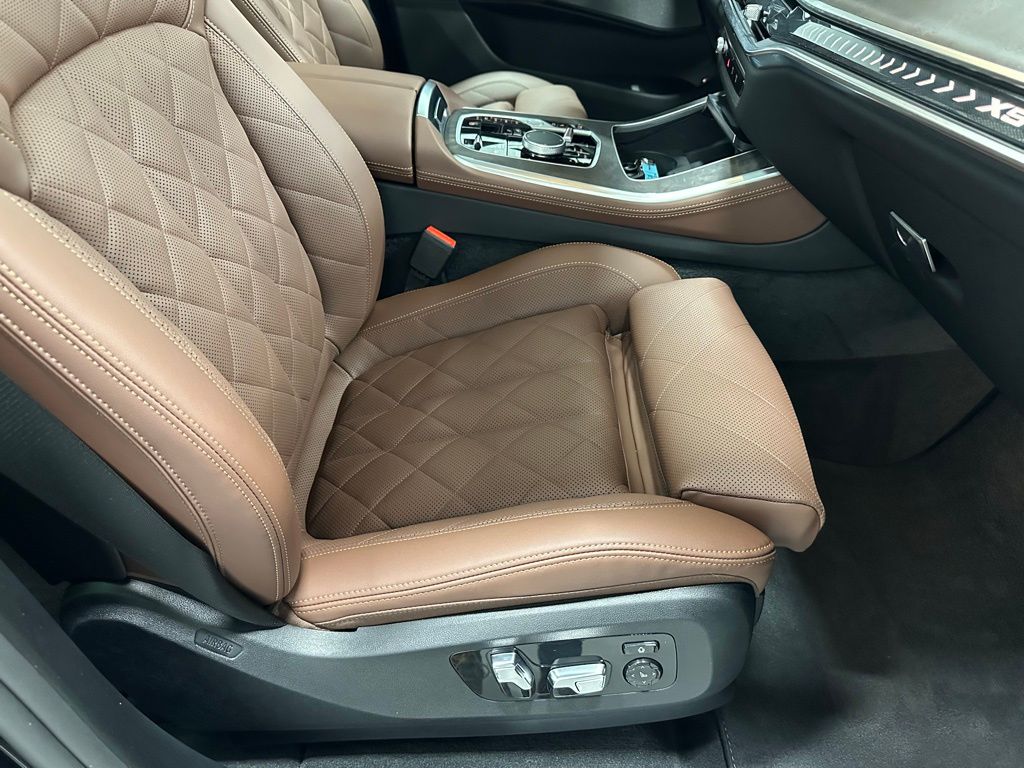 2026 BMW X5 50e - Photo 59