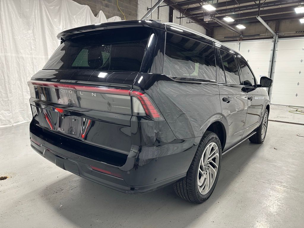 2025 Lincoln Navigator Reserve - Photo 7
