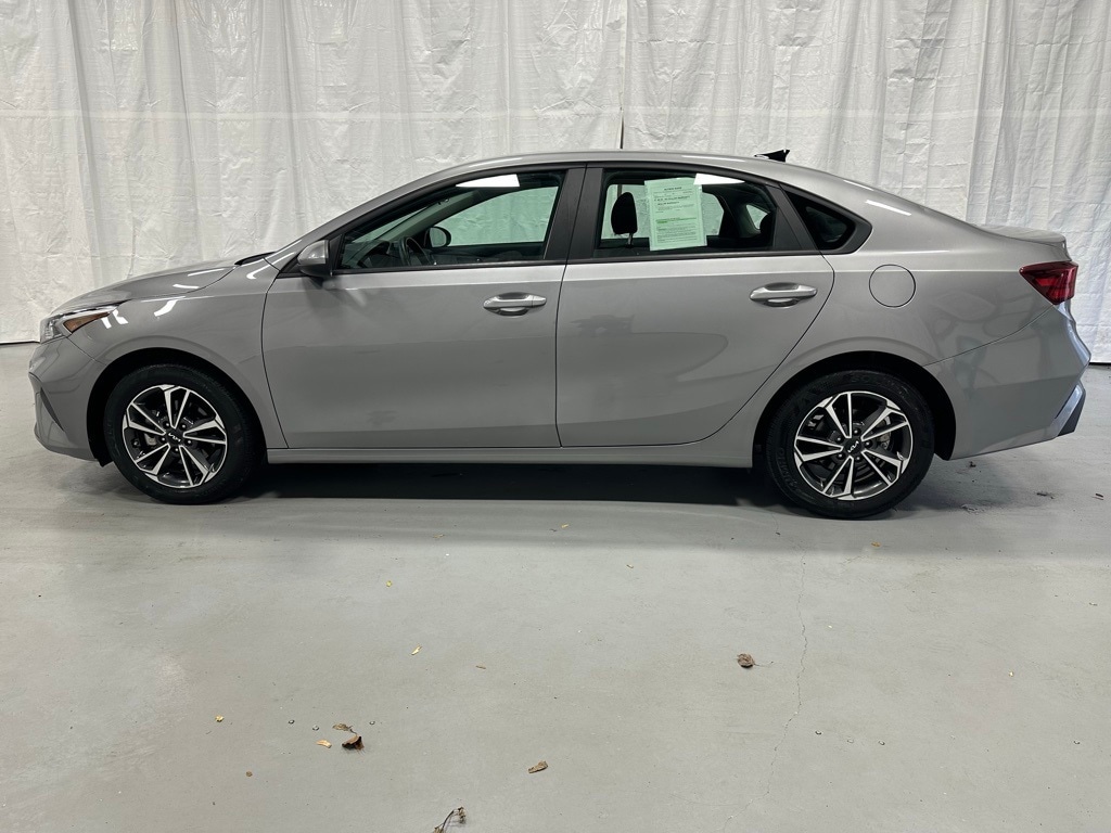 Used 2024 Kia Forte LXS Sedan