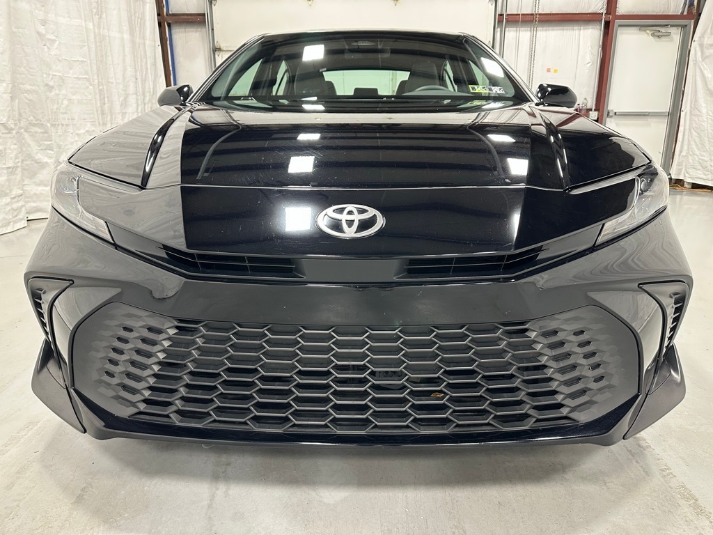 Used 2025 Toyota Camry SE Sedan
