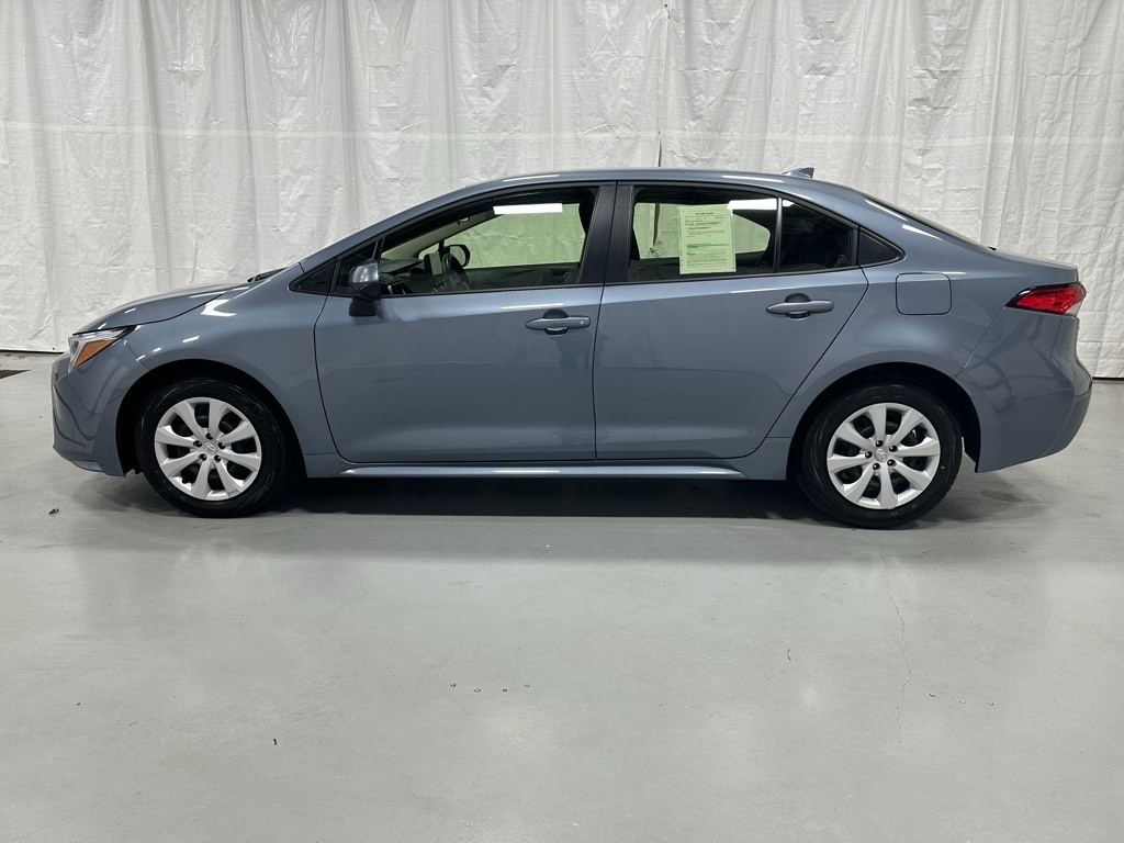 Used 2025 Toyota Corolla Hybrid LE Sedan