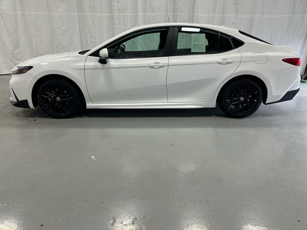 Used 2025 Toyota Camry SE Sedan