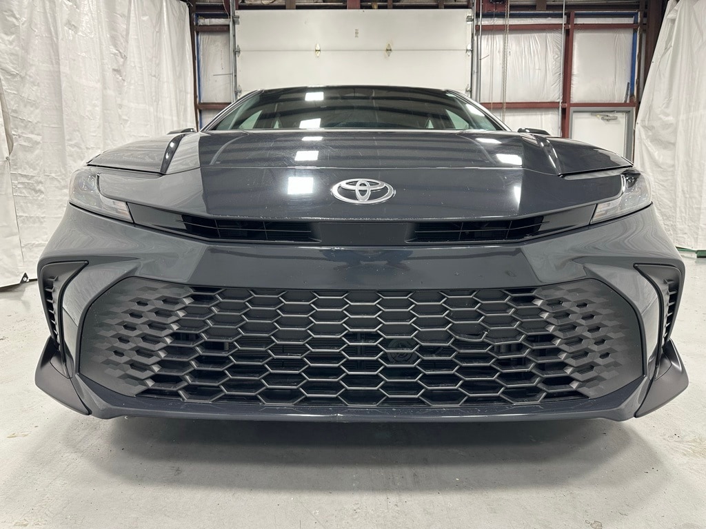 Used 2025 Toyota Camry SE Sedan