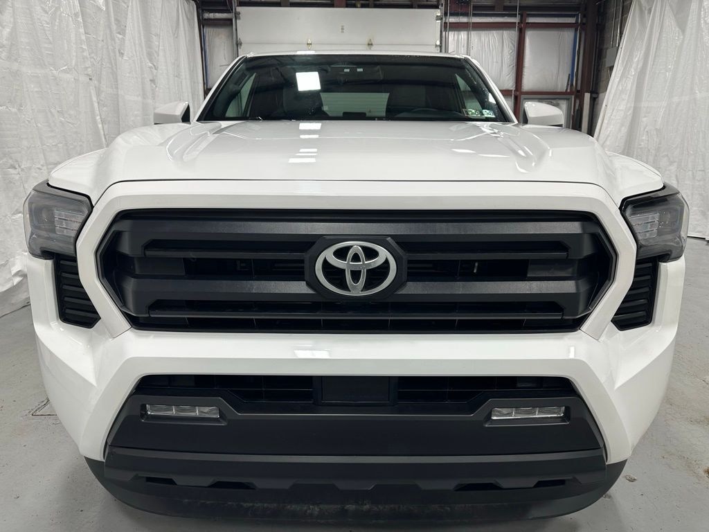 Used 2025 Toyota Tacoma SR5 Truck Double Cab