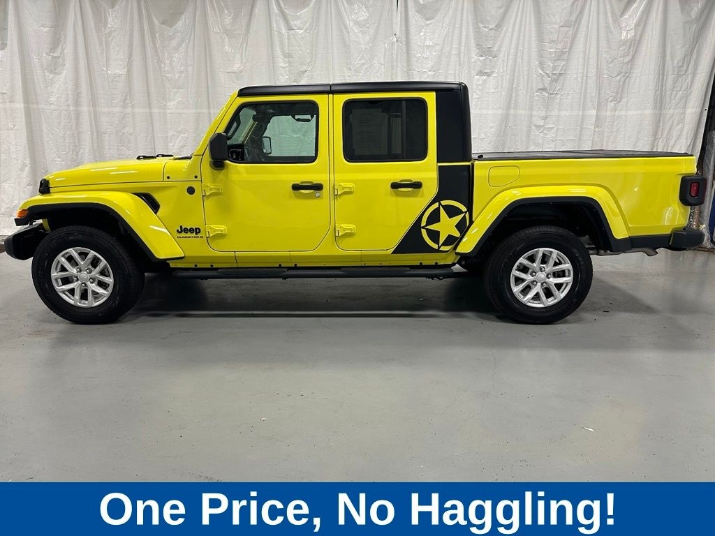 Used 2023 Jeep Gladiator Sport Truck Crew Cab