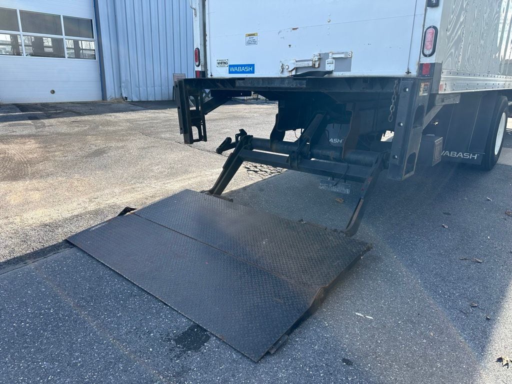 2024 Ford F-650 - Photo 32