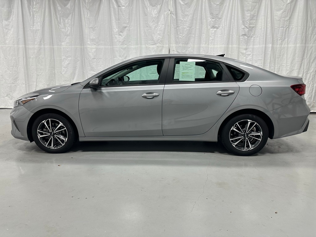Used 2024 Kia Forte LXS Sedan