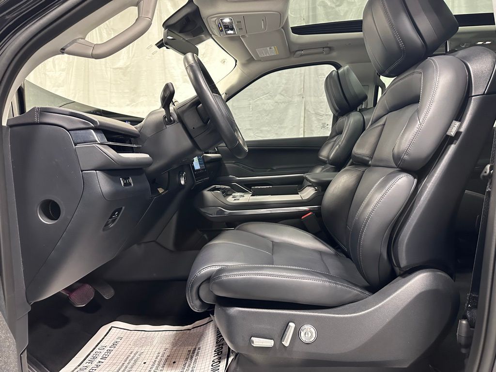 2025 Lincoln Navigator Reserve - Photo 12