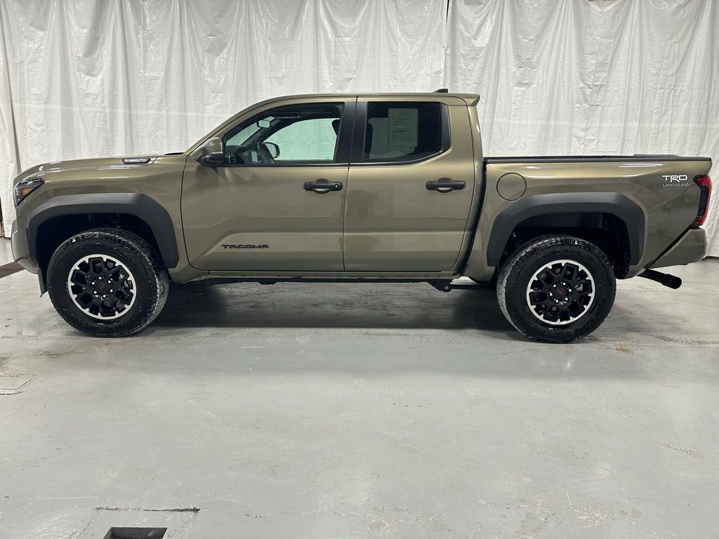 Used 2025 Toyota Tacoma Hybrid TRD Off Road Truck Double Cab
