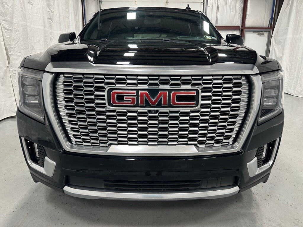 2021 Gmc Yukon Denali photo 2