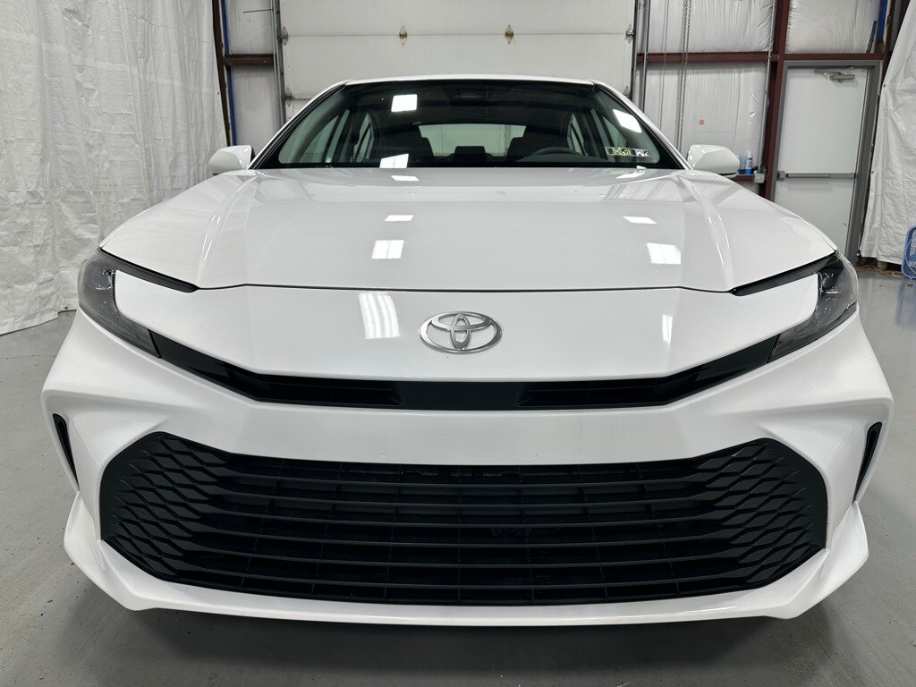 2025 Toyota Camry LE photo 2