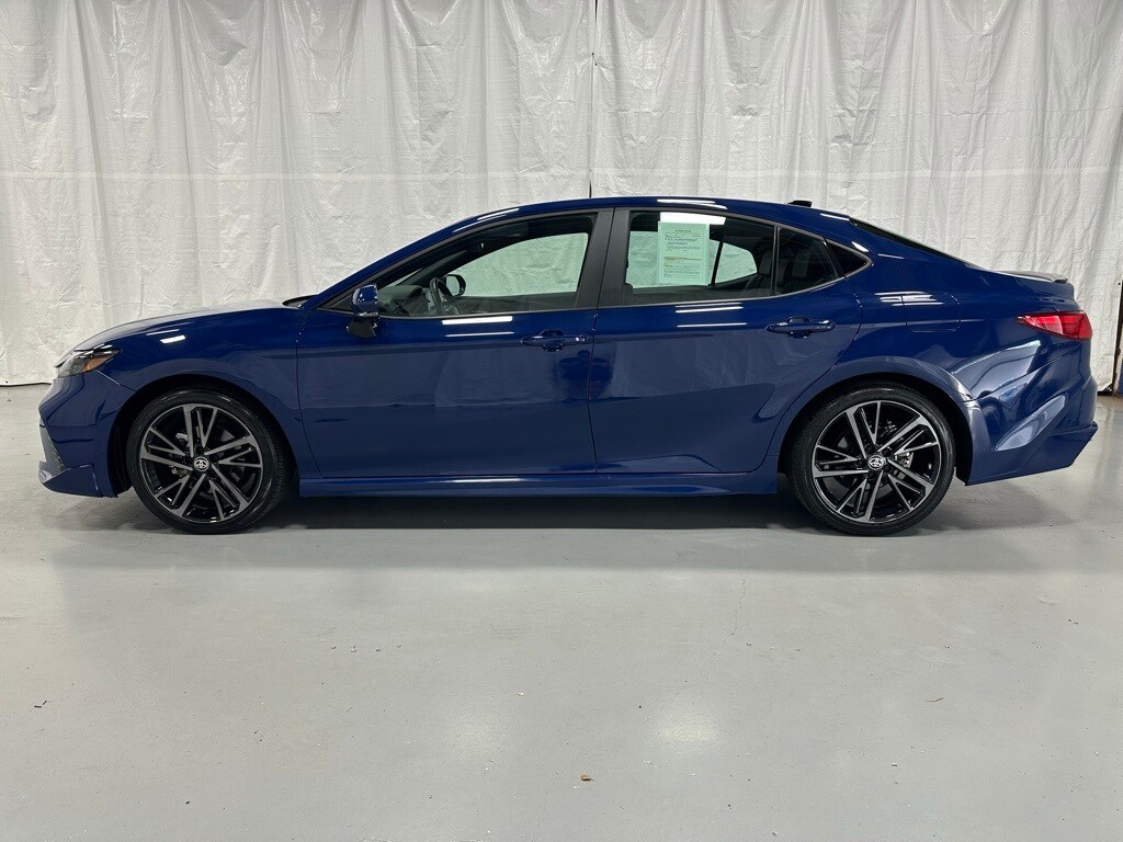 2025 Toyota Camry XSE photo 4