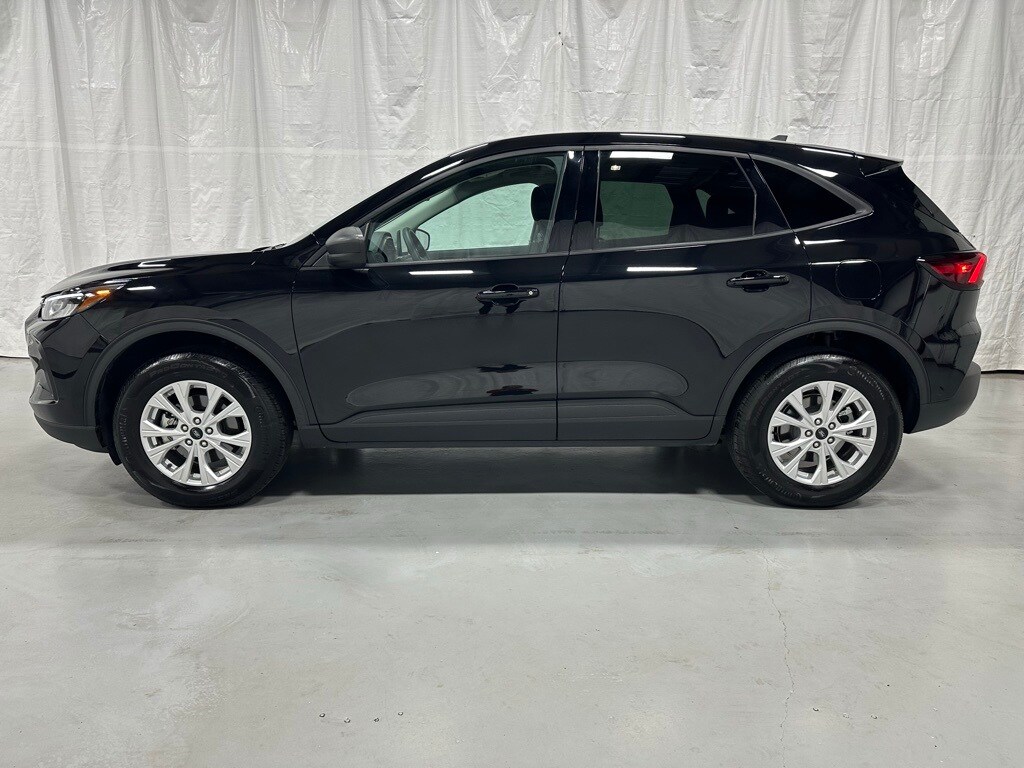 2025 Ford Escape Active photo 4