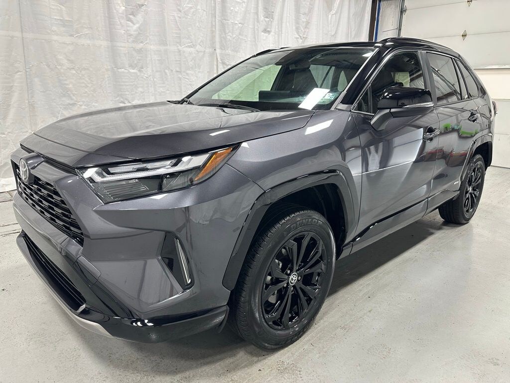 Used 2025 Toyota RAV4 Hybrid XSE SUV