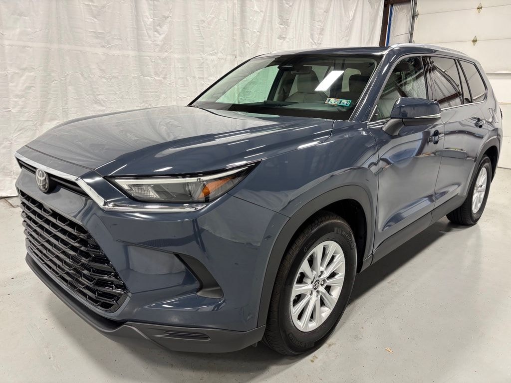 Used 2025 Toyota Grand Highlander XLE SUV