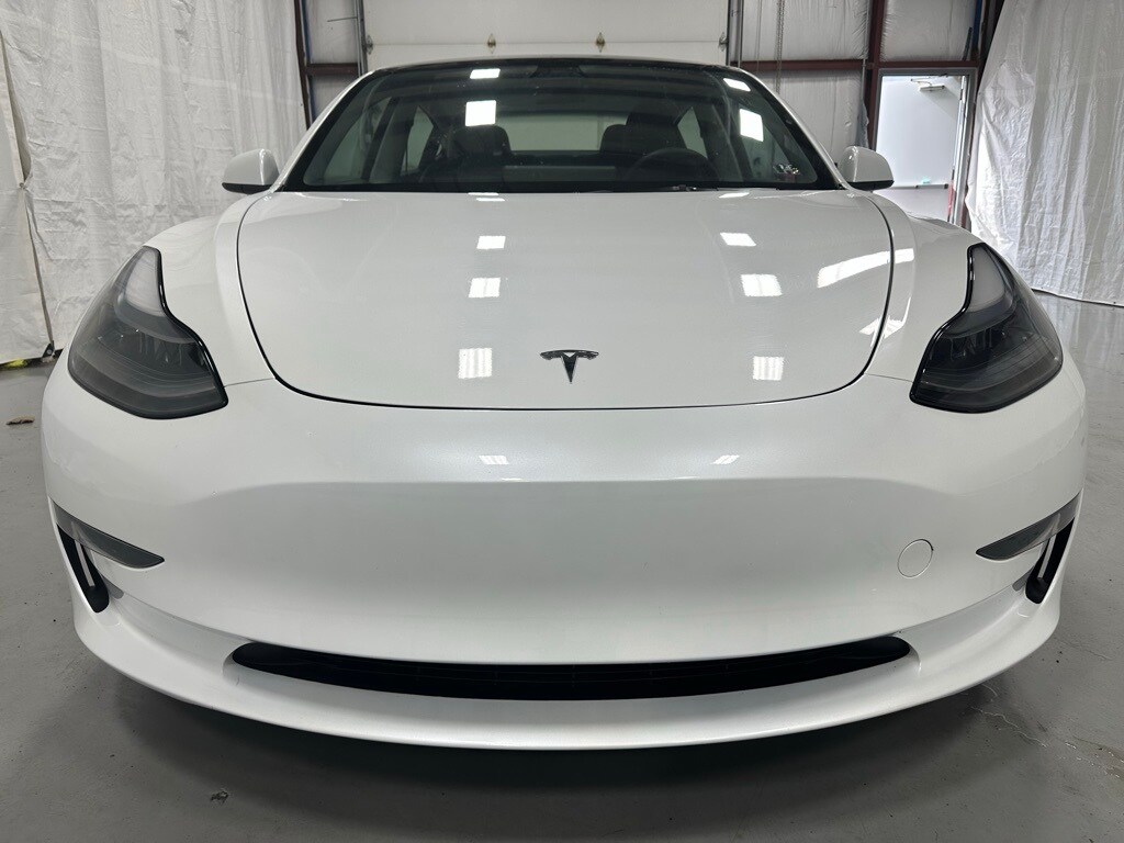 2023 Tesla Model 3 photo 2
