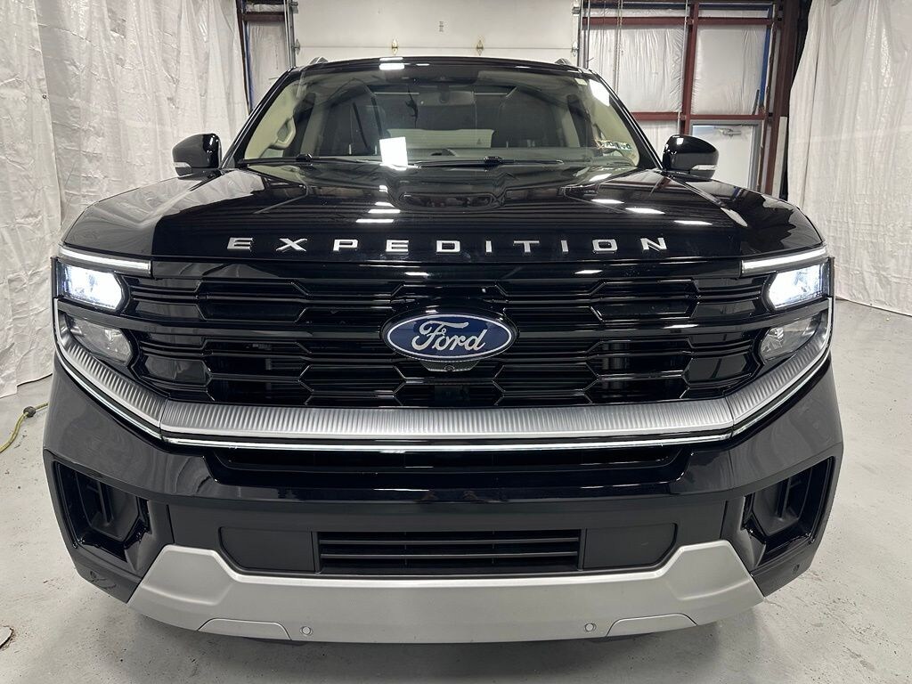 Used 2025 Ford Expedition Platinum SUV