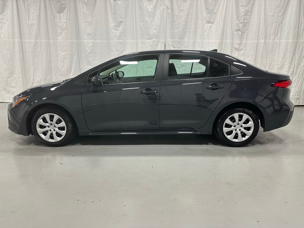 Used 2025 Toyota Corolla LE Sedan