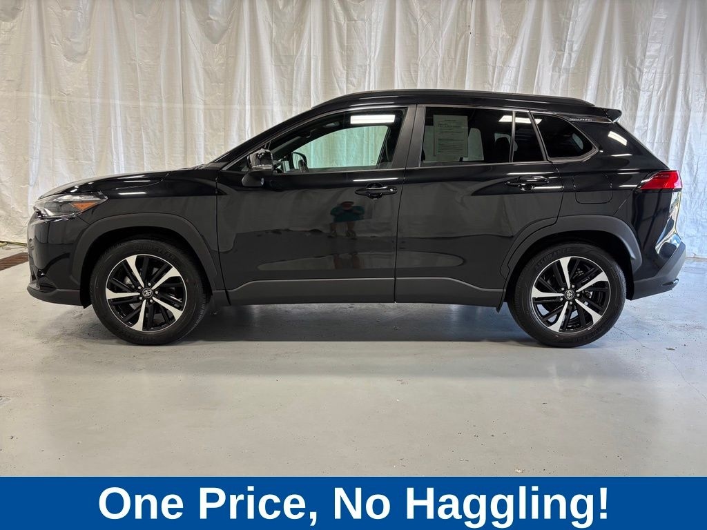 Used 2025 Toyota Corolla Cross XSE SUV