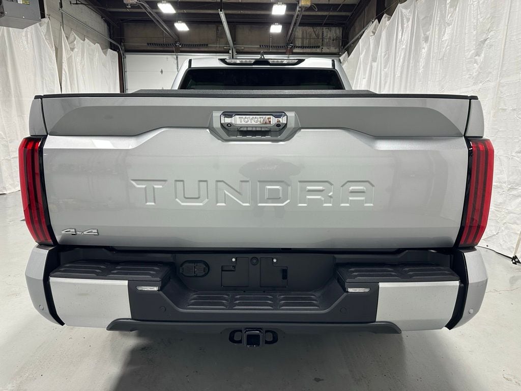 2025 Toyota Tundra Limited - Photo 6