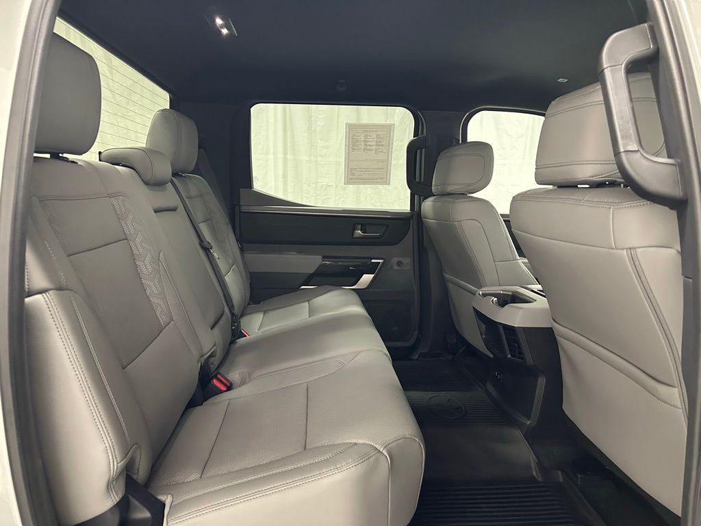2025 Toyota Tundra Limited - Photo 54