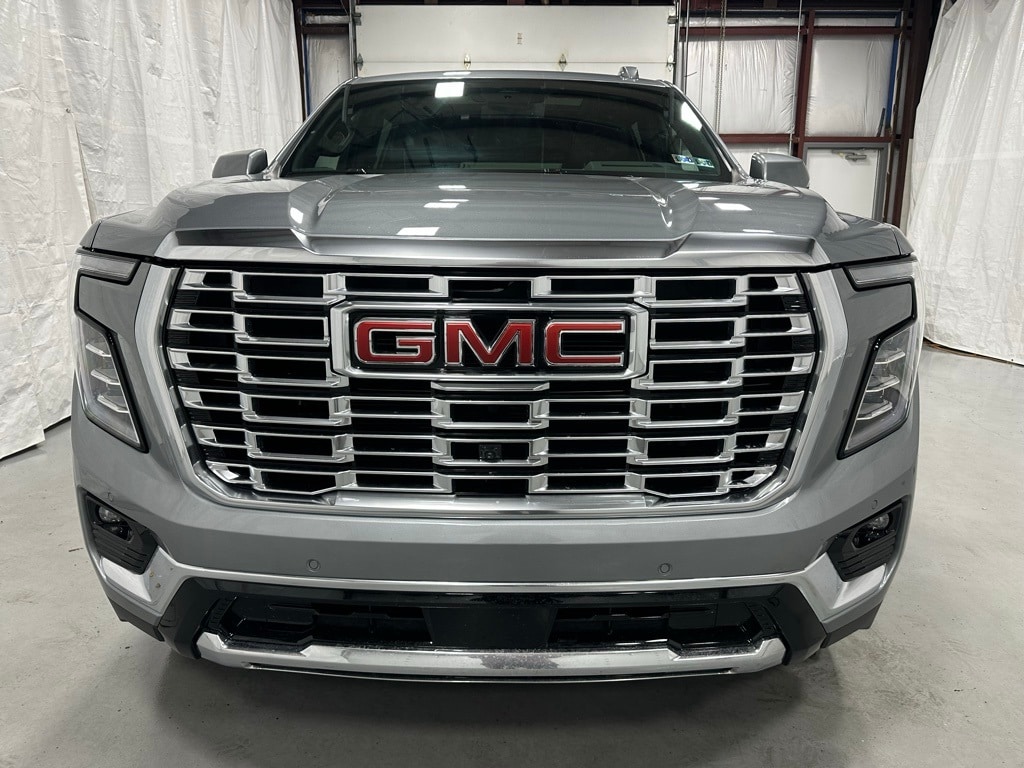Used 2025 GMC Yukon XL Denali SUV