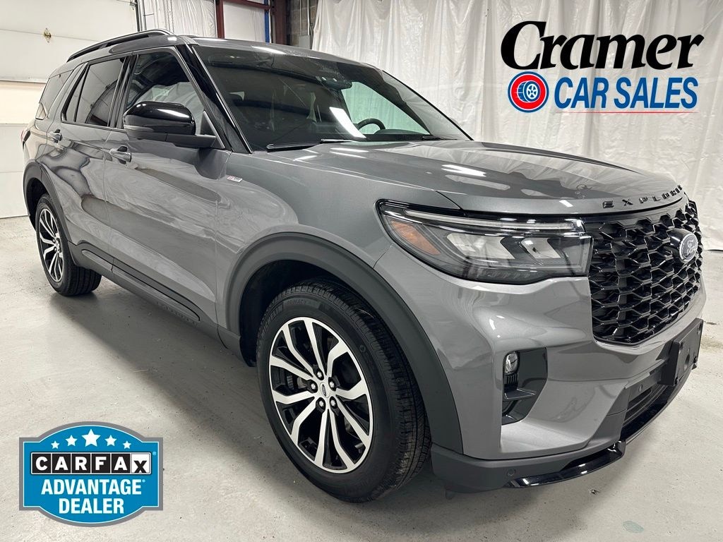 Used 2025 Ford Explorer ST-Line SUV