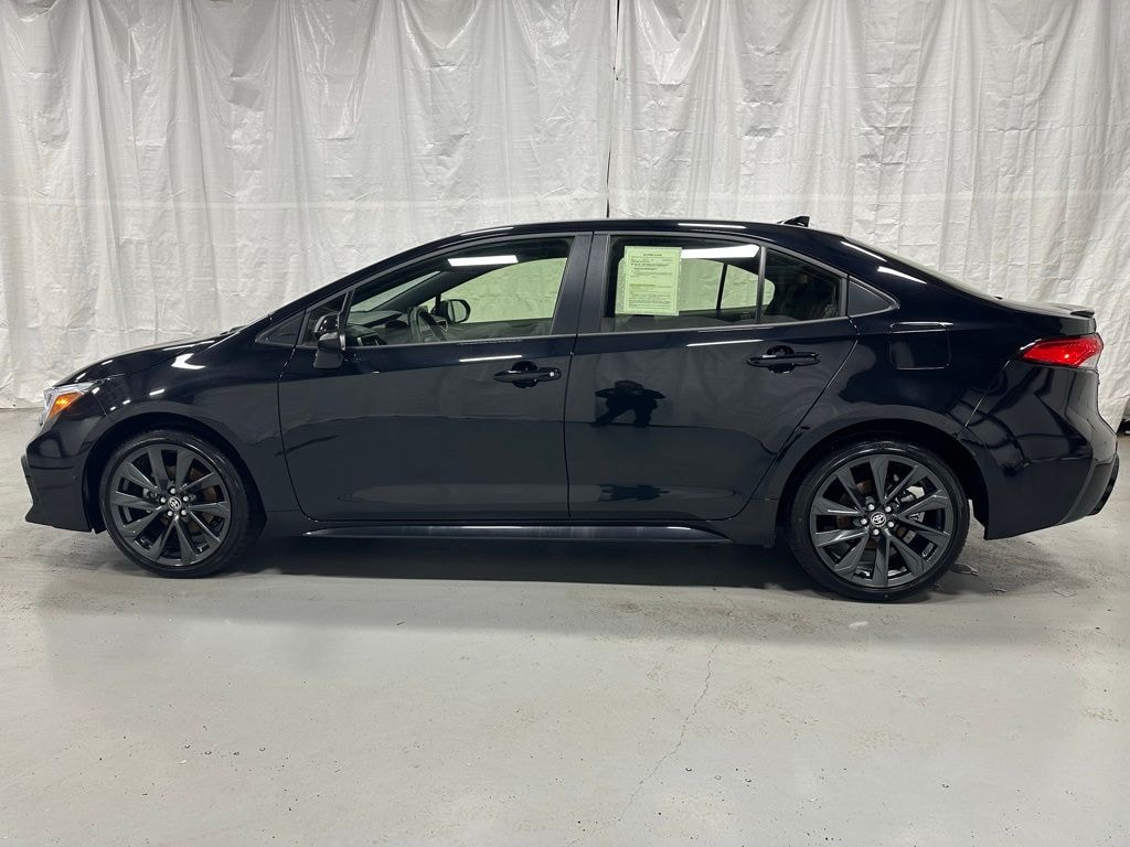 Used 2025 Toyota Corolla Hybrid SE Sedan