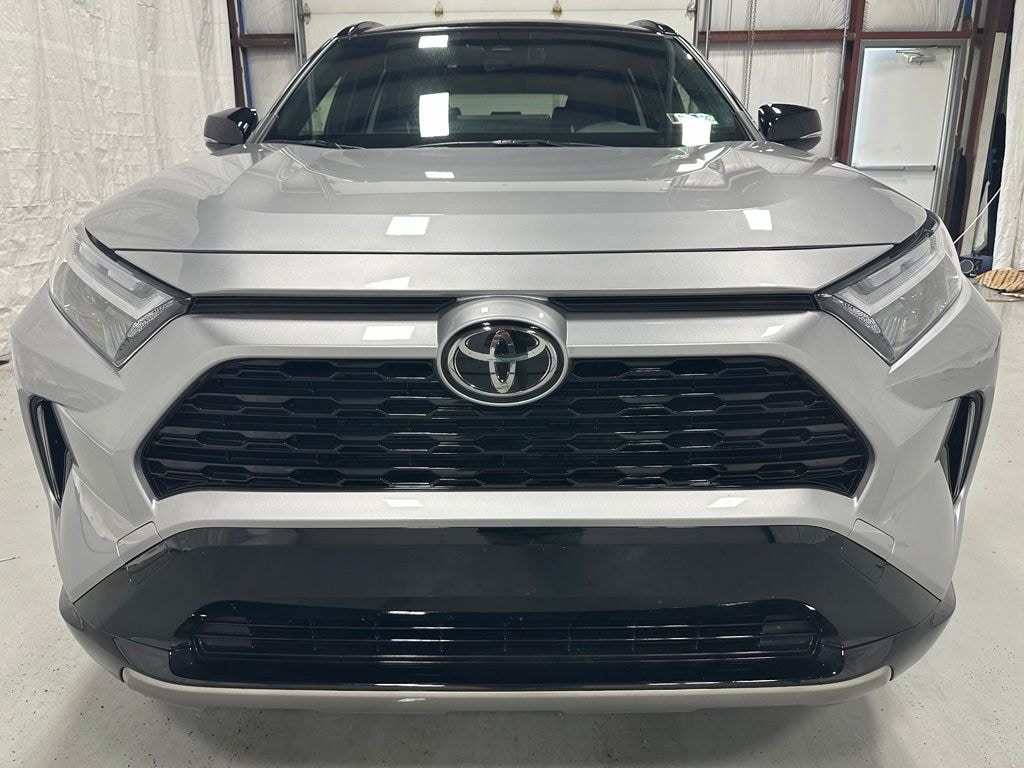 Used 2025 Toyota RAV4 Hybrid XSE SUV