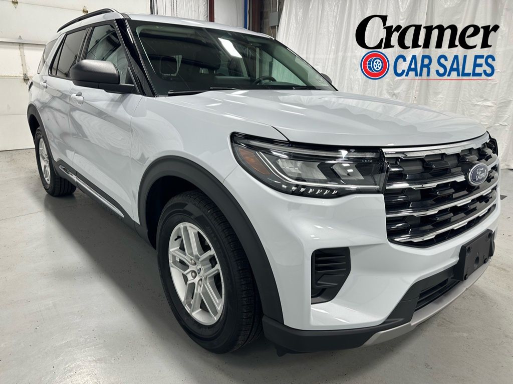2025 Ford Explorer Active 4WD (PL535)'s photo
