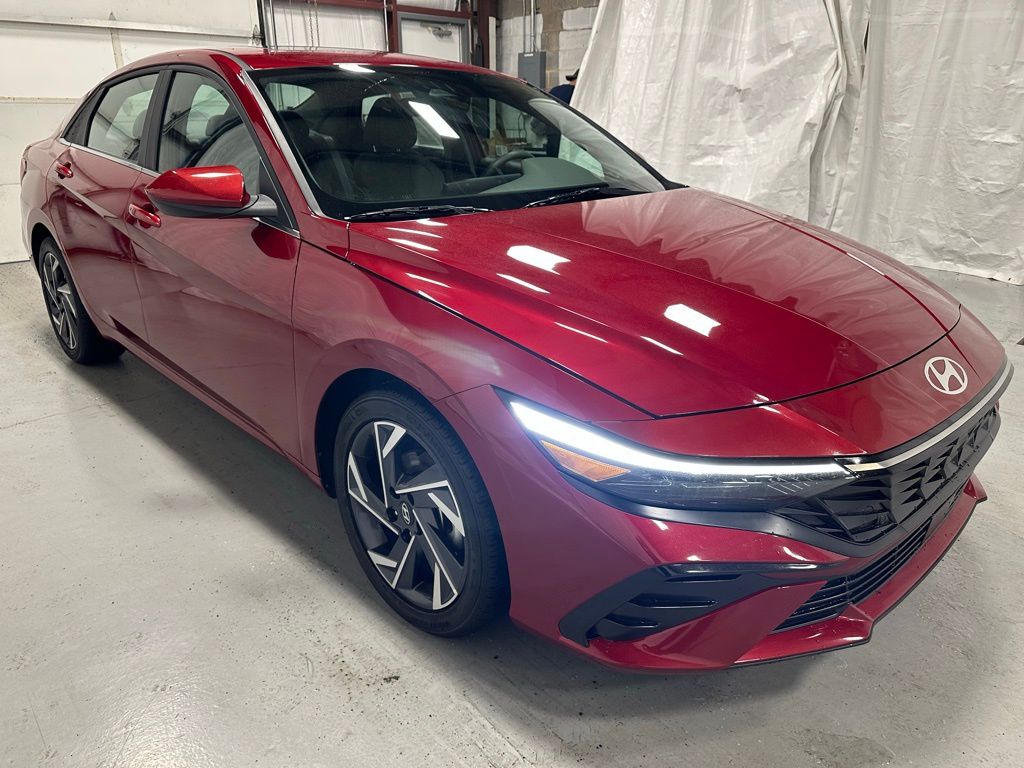 2025 Hyundai Elantra SEL
