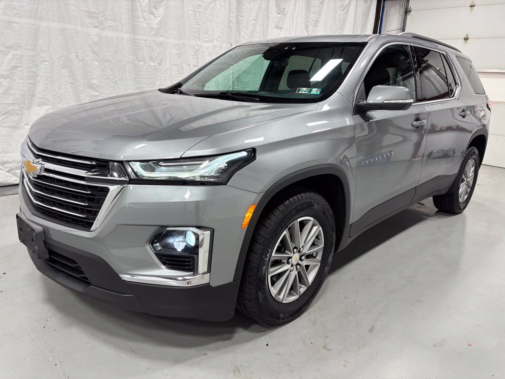 Used 2023 Chevrolet Traverse LT Cloth w/1LT SUV