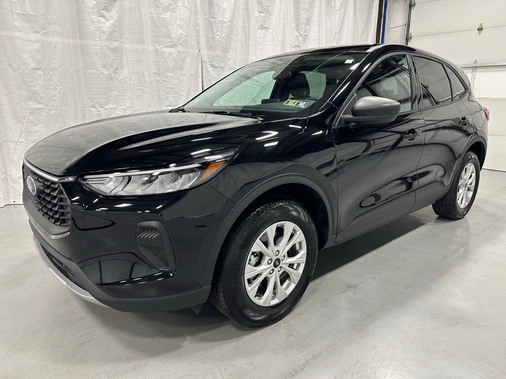 2025 Ford Escape Active photo 3