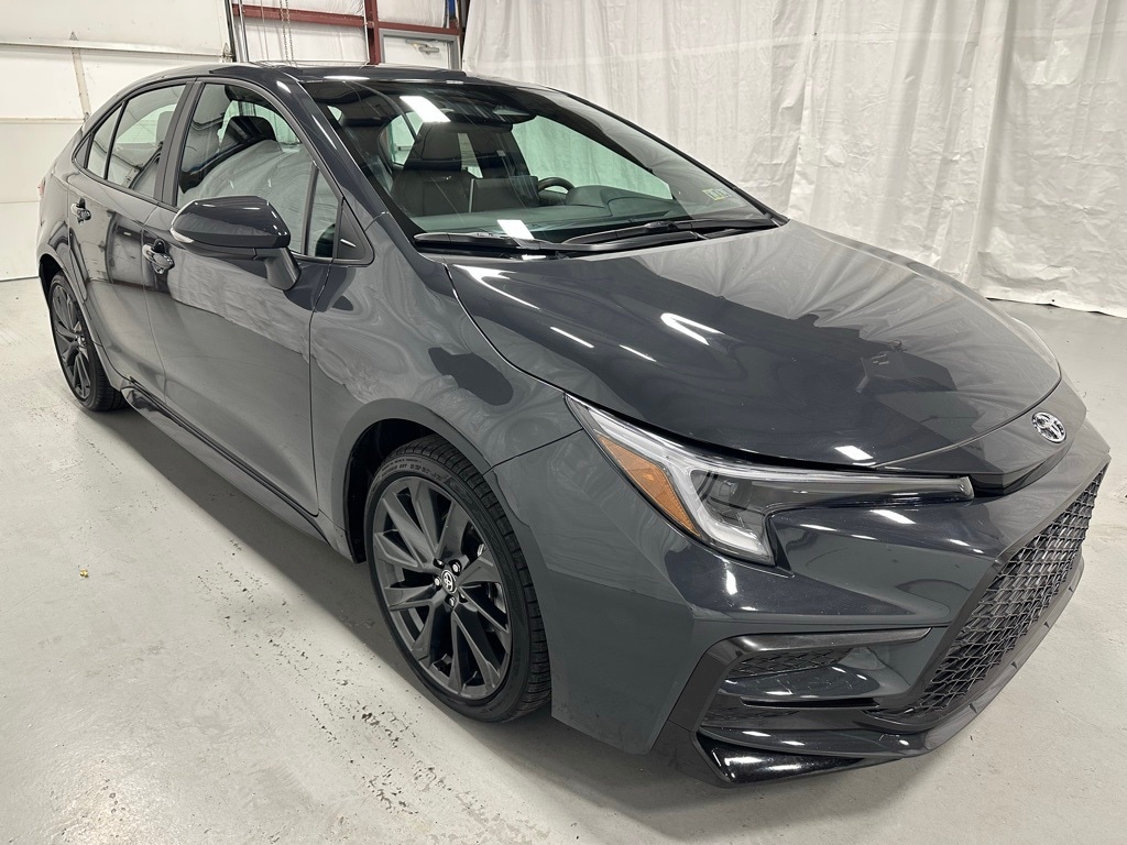 2025 Toyota Corolla XSE's photo