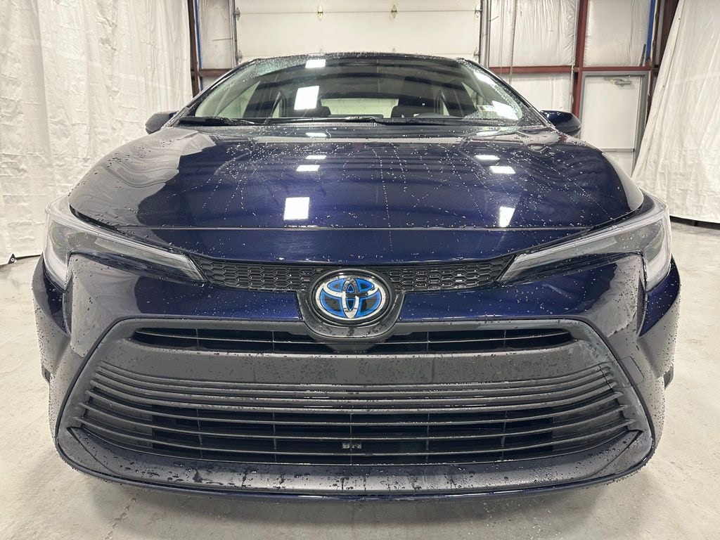 Used 2025 Toyota Corolla Hybrid LE Sedan