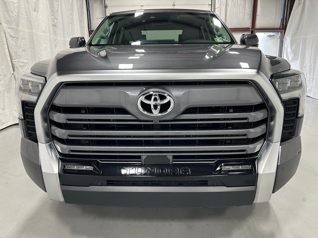 2024 Toyota Tundra Limited photo 2