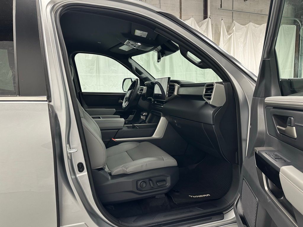 2025 Toyota Tundra Limited - Photo 57