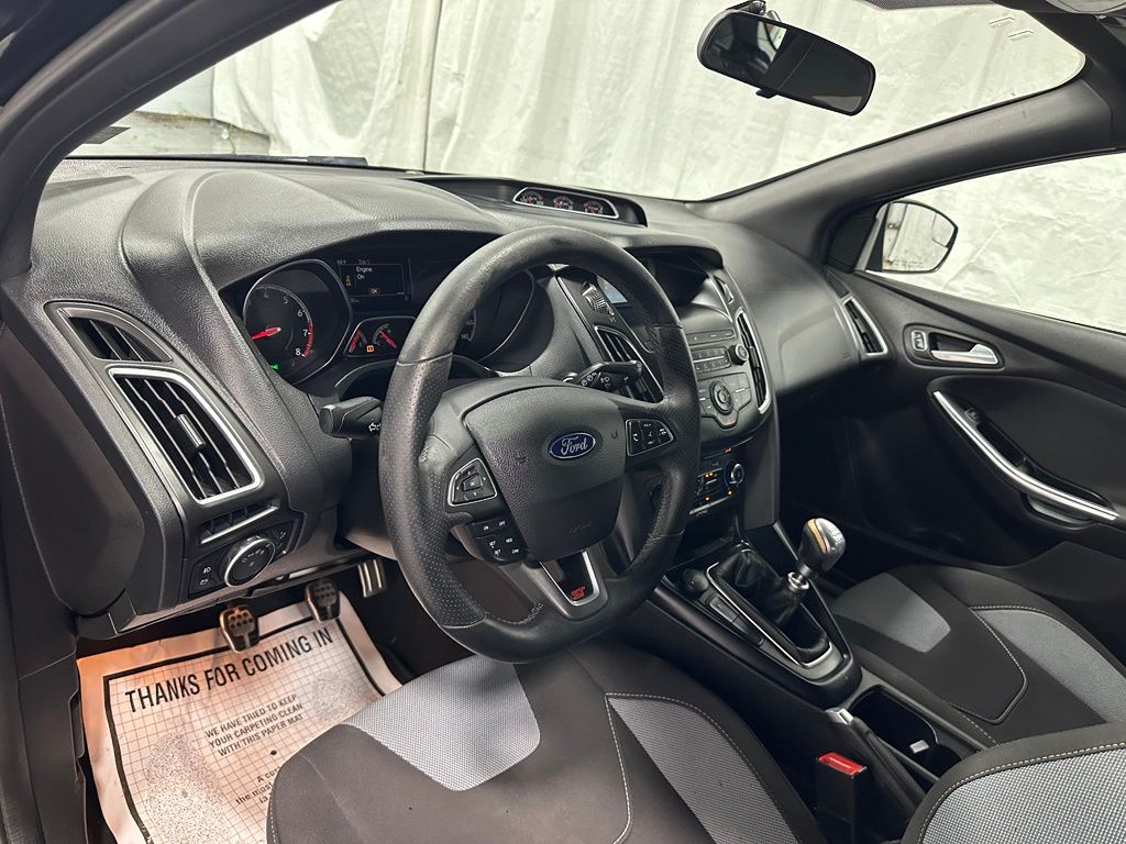 2018 Ford Focus ST - Photo 15