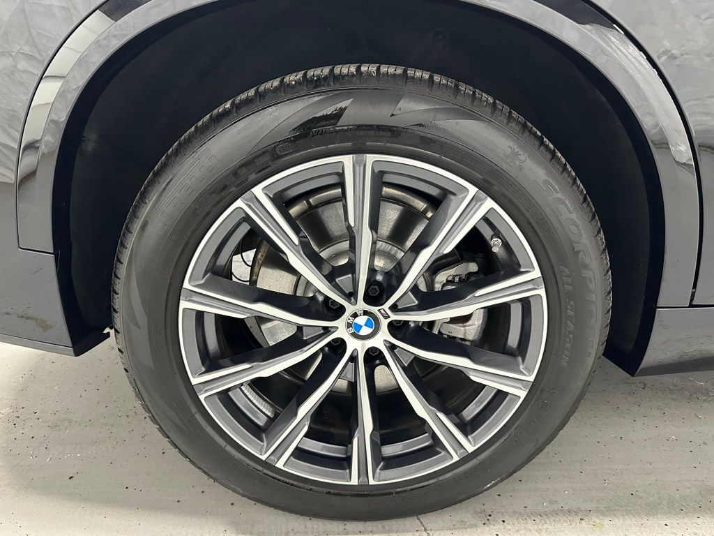 2026 BMW X5 50e - Photo 65