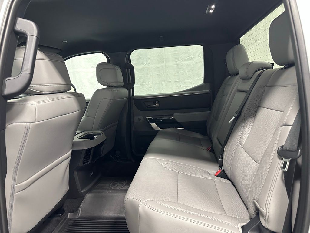 2025 Toyota Tundra Limited - Photo 45
