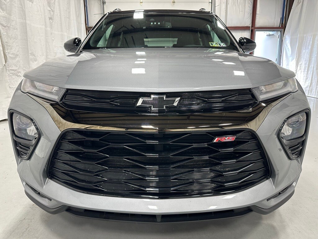2023 Chevrolet Trailblazer RS photo 2