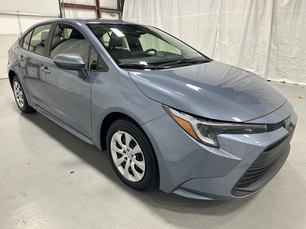 Used 2025 Toyota Corolla Hybrid LE Sedan
