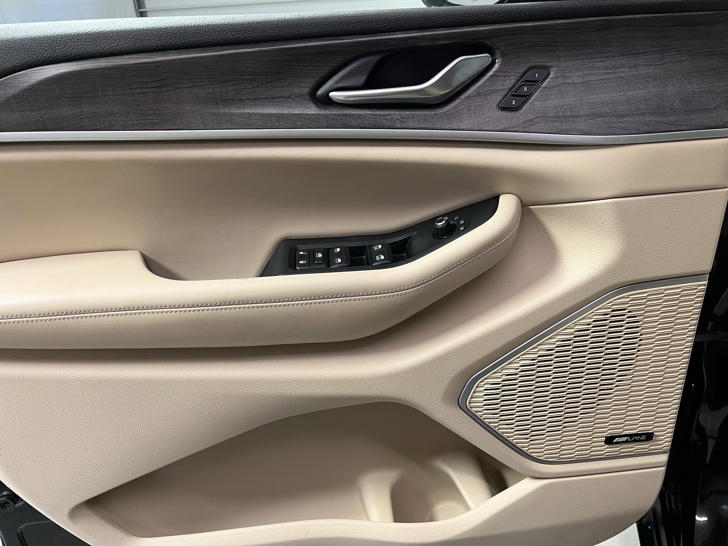 2023 Jeep Grand Cherokee Limited - Photo 14