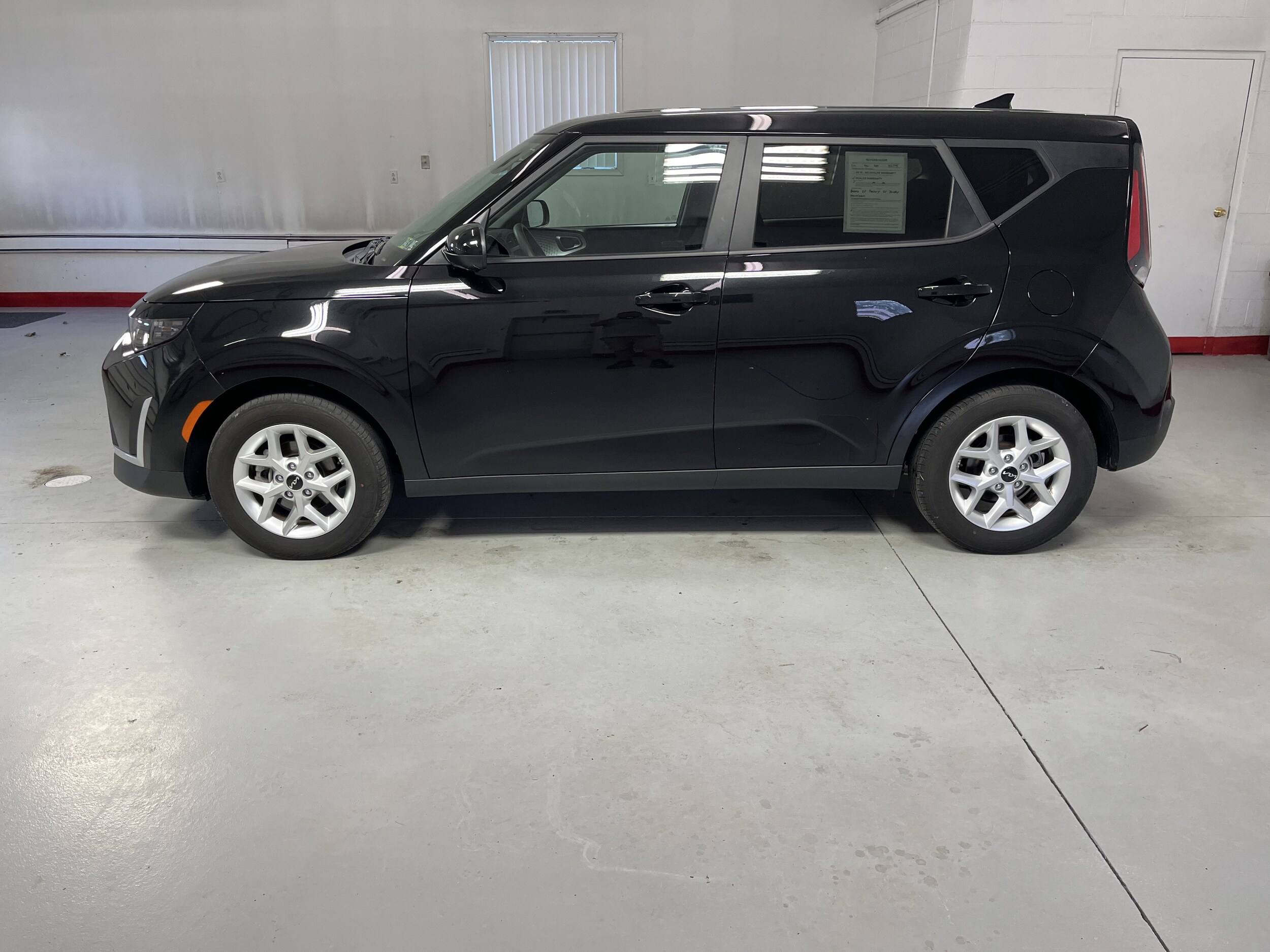 2024 Kia Soul LX S photo 4