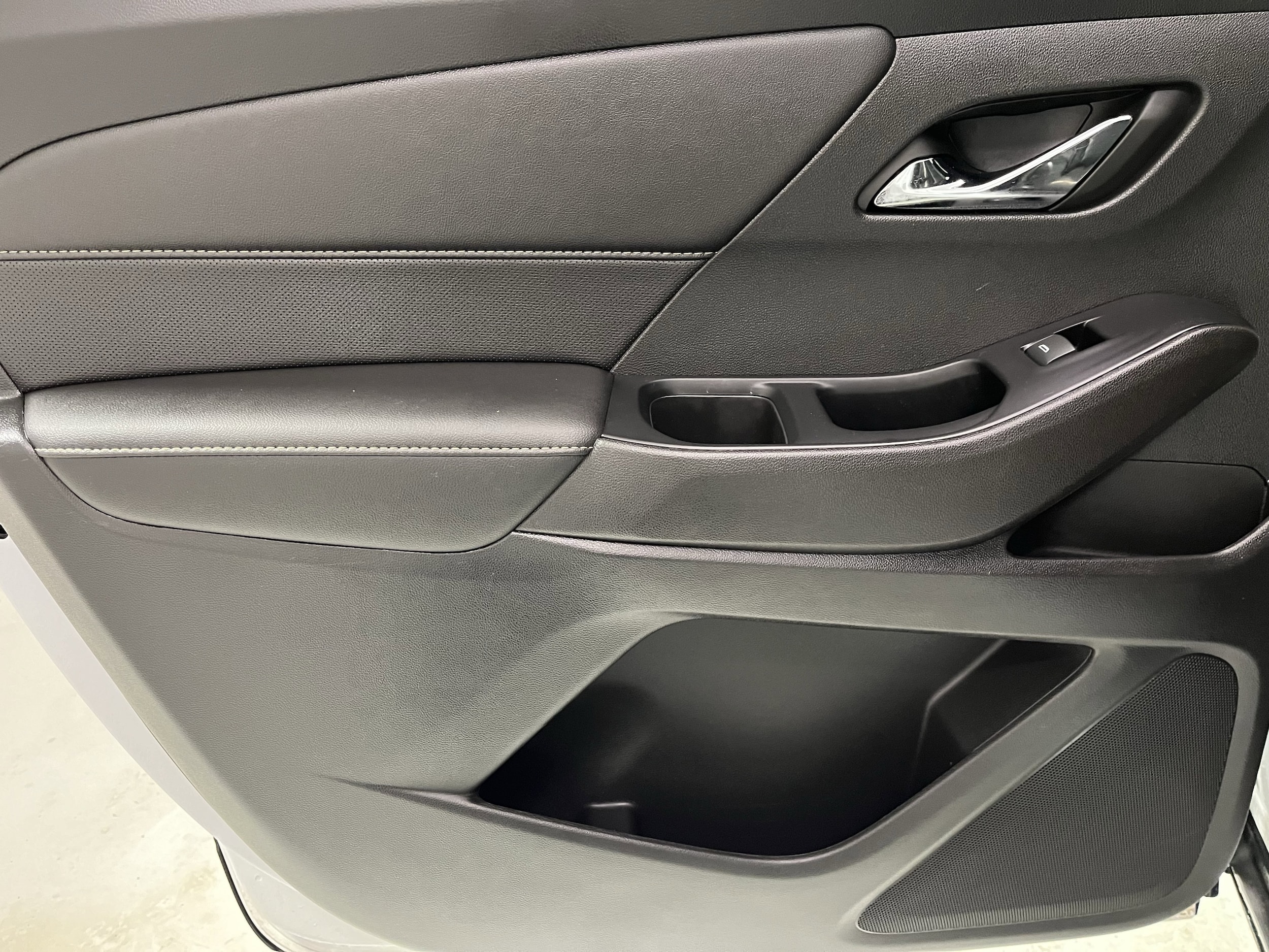 2023 Chevrolet Traverse Premier - Photo 26