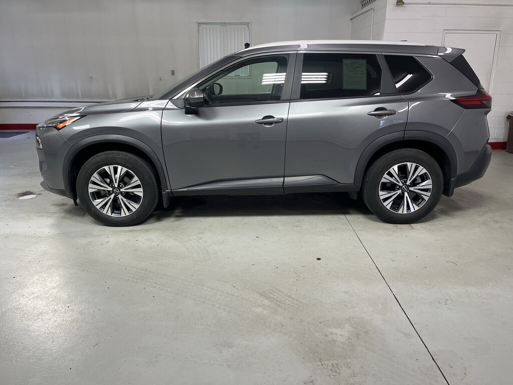 Used 2023 Nissan Rogue SV SUV